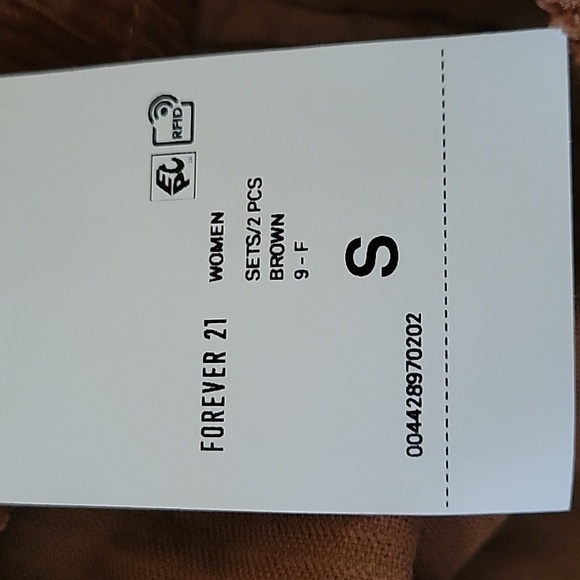 Forever 21 corduroy mini skirt - Picture 5 of 6